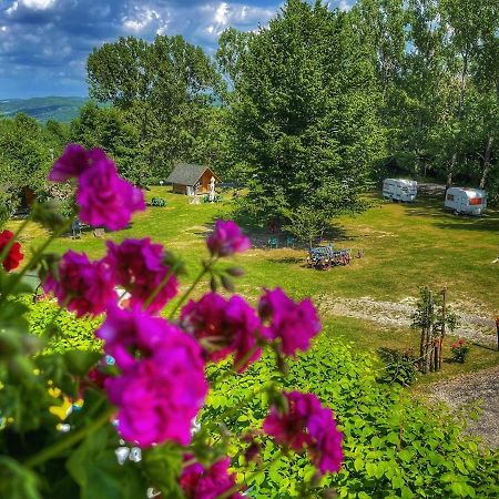 Hotel Camping Dragoske Ciofrîngeni Esterno foto